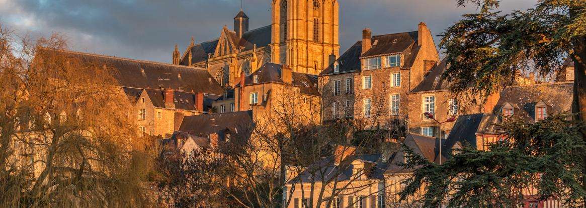 Gourmet Getaway and Relaxation in Le Mans: Local Flavours and Well-Being